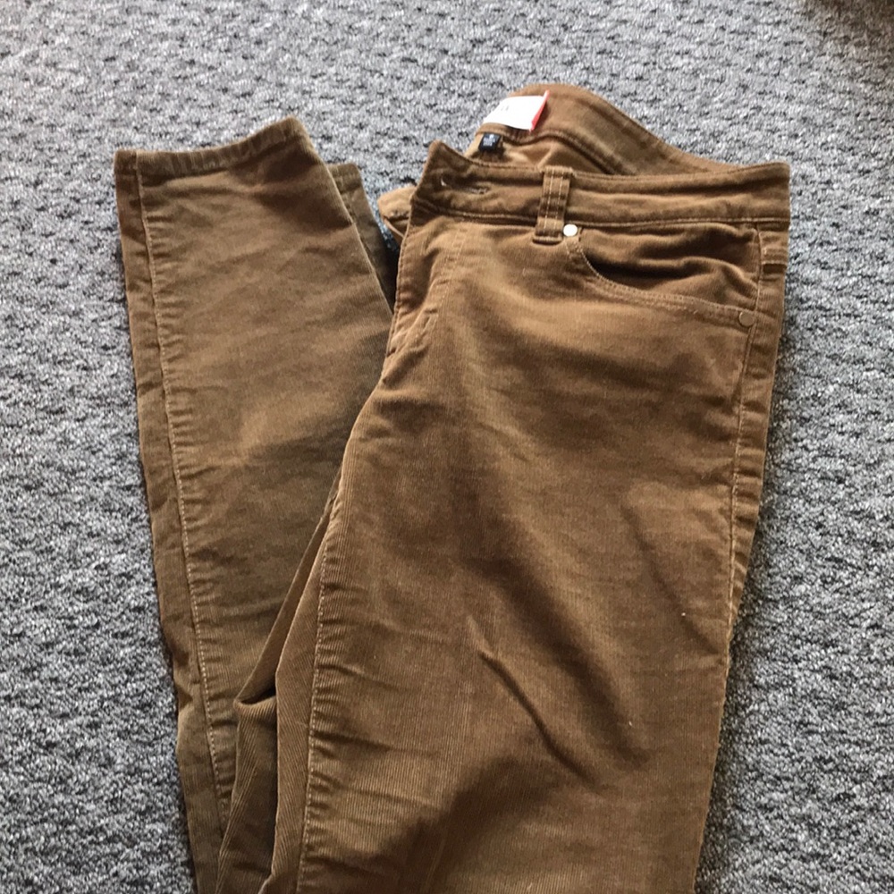 Olive green corduroy skinny pants